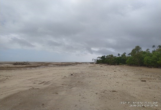 Pantai Urumb / Sembe